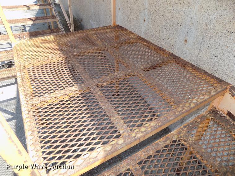 image for item DZ9544 (3) platforms/landings