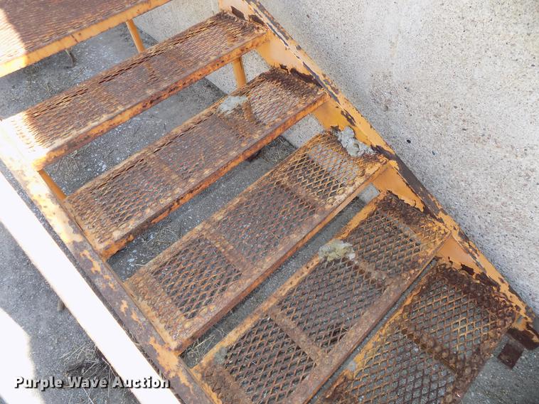 image for item DZ9544 (3) platforms/landings