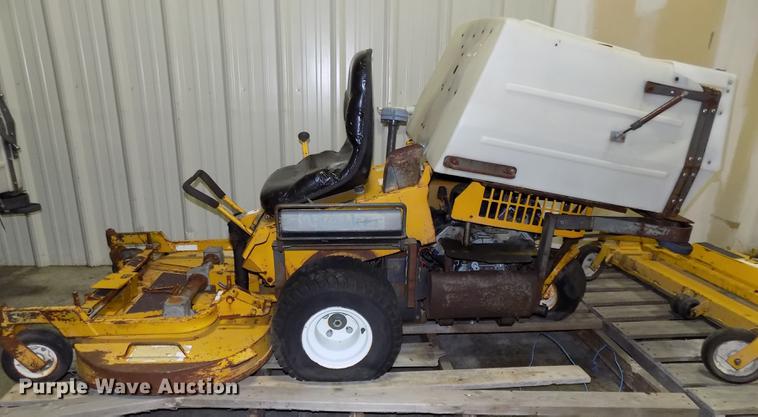 image for item DZ9565 Walker MTGHS ZTR lawn mower