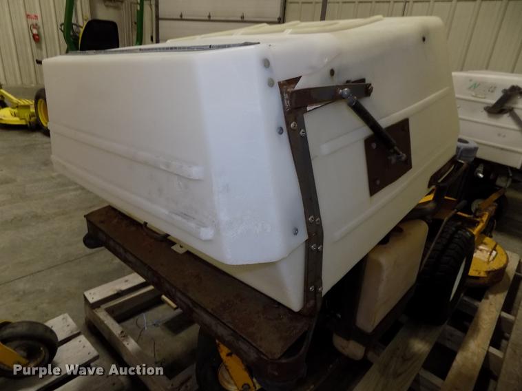 image for item DZ9565 Walker MTGHS ZTR lawn mower