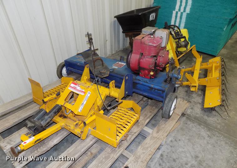 image for item DZ9568 Lawn and garden accessories