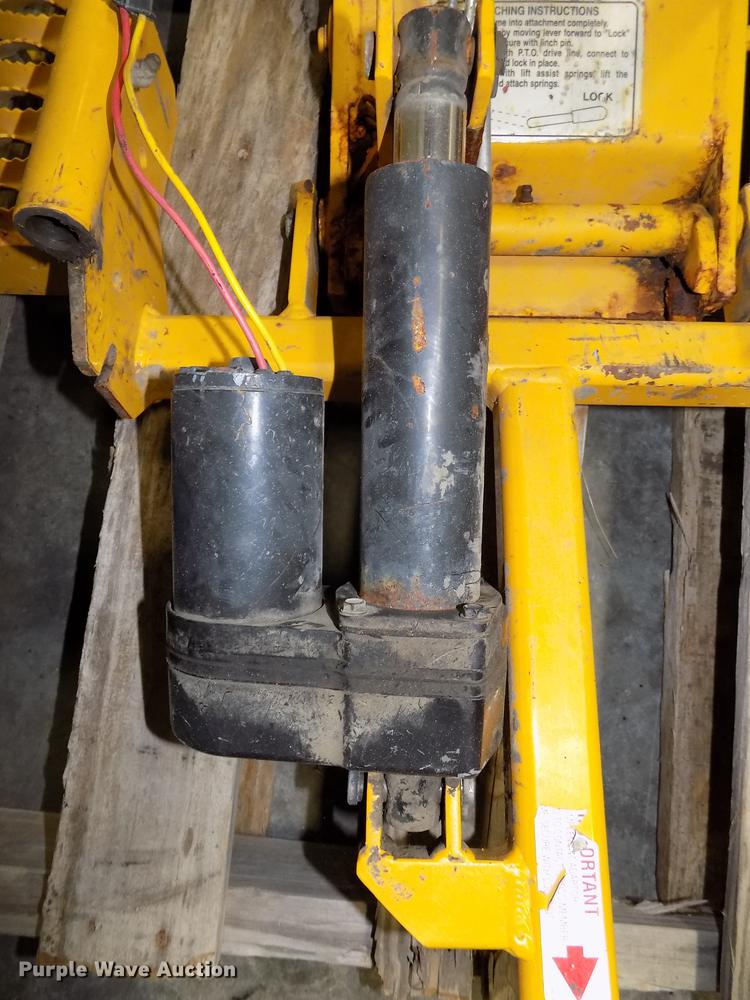 image for item DZ9568 Lawn and garden accessories