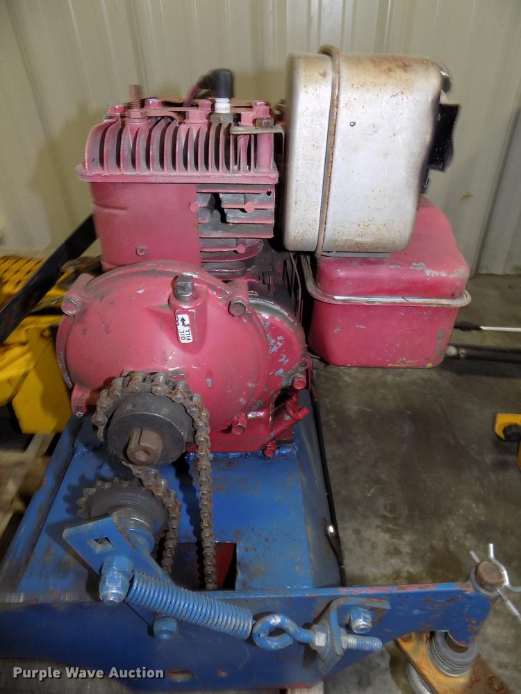 image for item DZ9568 Lawn and garden accessories