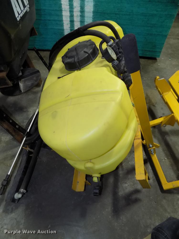 image for item DZ9568 Lawn and garden accessories