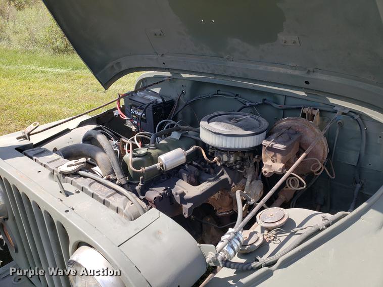 image for item EF9861 1976 Jeep flat bed truck