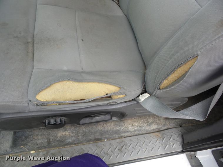 image for item EI9957 2004 Ford F150 SuperCab pickup truck