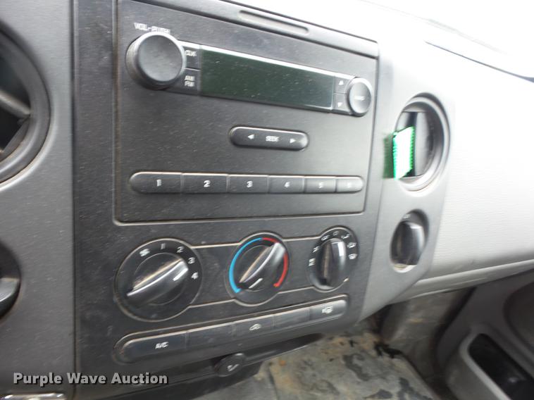 image for item EI9957 2004 Ford F150 SuperCab pickup truck