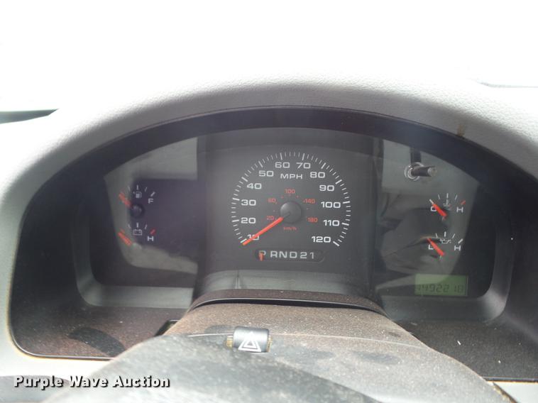 image for item EI9957 2004 Ford F150 SuperCab pickup truck