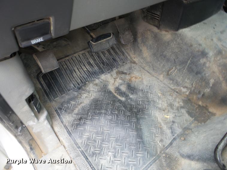 image for item EI9957 2004 Ford F150 SuperCab pickup truck