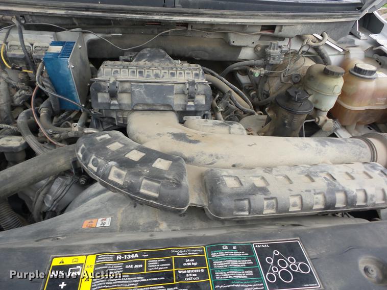 image for item EI9957 2004 Ford F150 SuperCab pickup truck