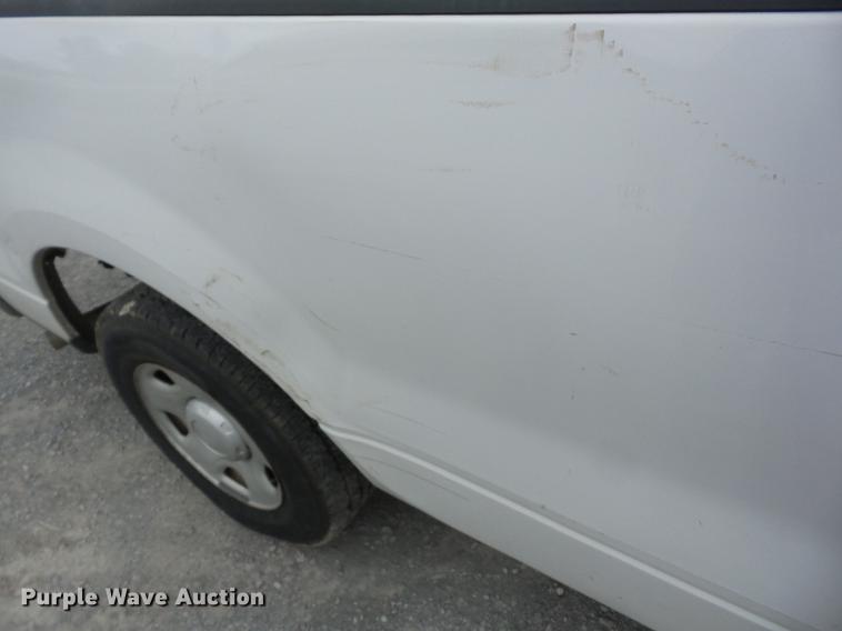 image for item EI9957 2004 Ford F150 SuperCab pickup truck