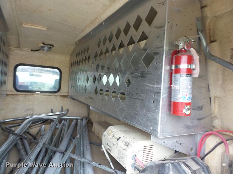 image for item EI9957 2004 Ford F150 SuperCab pickup truck