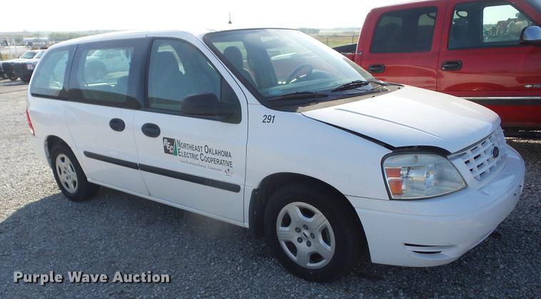 image for item EI9962 2004 Ford Freestar van