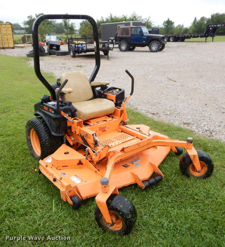 image for item EO9555 Scag Tiger Cub ZTR lawn mower