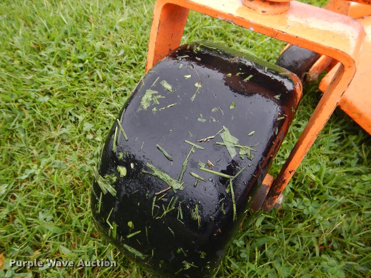 image for item EO9555 Scag Tiger Cub ZTR lawn mower