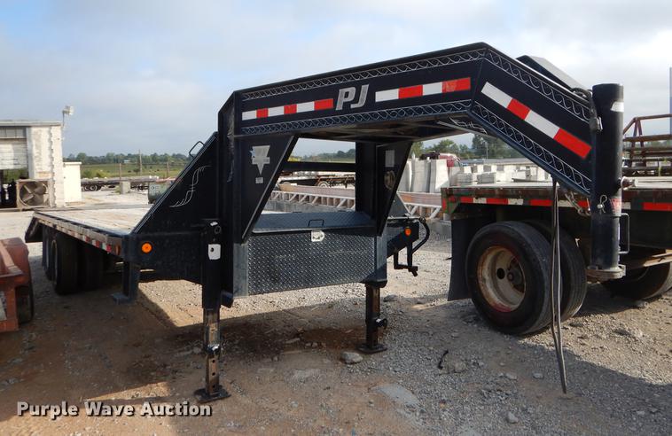 image for item EO9624 2009 PJ equipment trailer