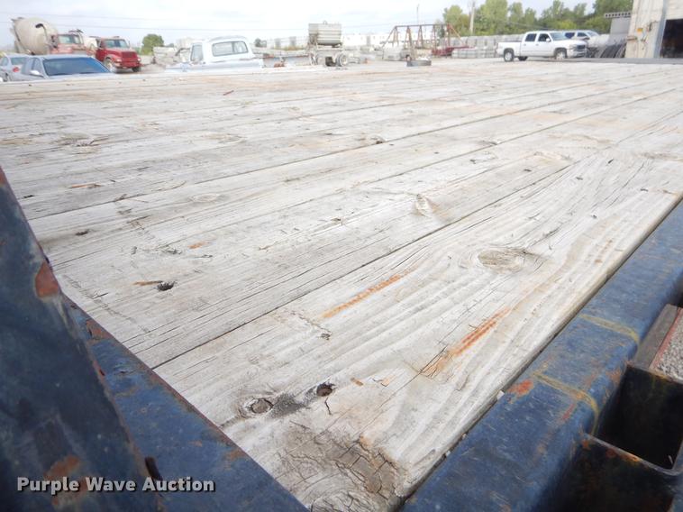 image for item EO9624 2009 PJ equipment trailer