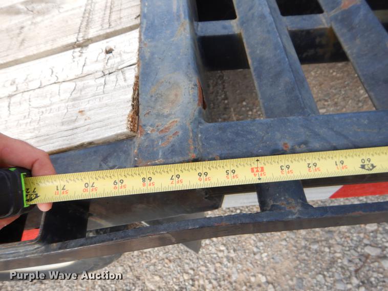 image for item EO9624 2009 PJ equipment trailer