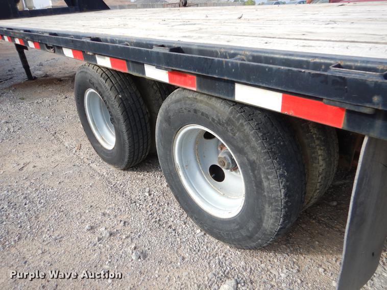 image for item EO9624 2009 PJ equipment trailer