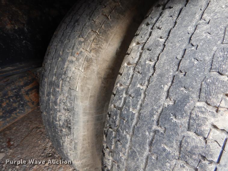 image for item EO9624 2009 PJ equipment trailer