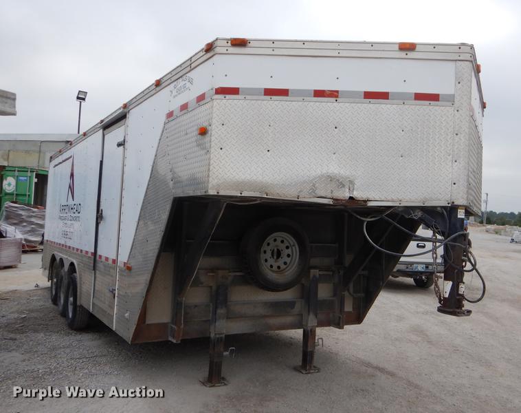 image for item EO9625 2007 Cargo enclosed cargo trailer