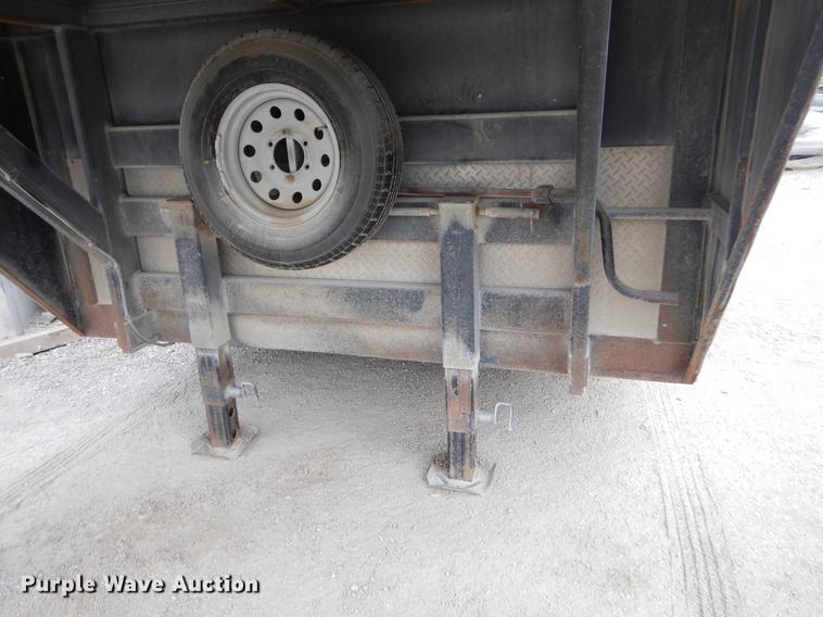 image for item EO9625 2007 Cargo enclosed cargo trailer