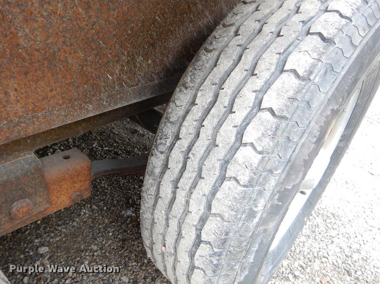 image for item EO9625 2007 Cargo enclosed cargo trailer