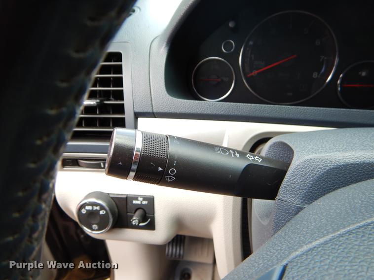 image for item EO9631 2008 Saturn Outlook XE SUV