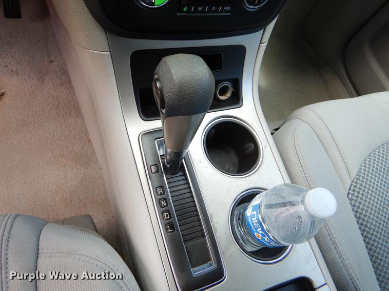 image for item EO9631 2008 Saturn Outlook XE SUV