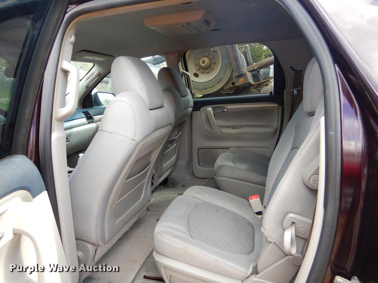 image for item EO9631 2008 Saturn Outlook XE SUV