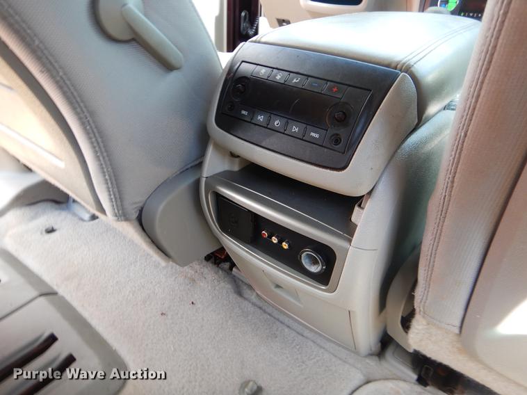 image for item EO9631 2008 Saturn Outlook XE SUV