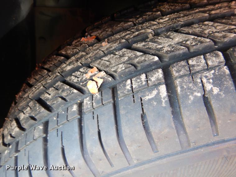 image for item EO9631 2008 Saturn Outlook XE SUV