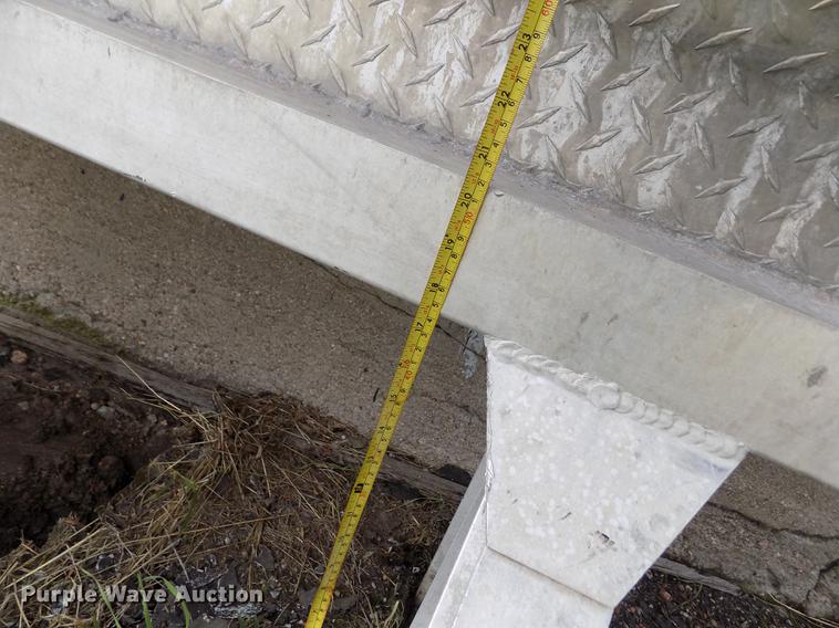 image for item ER9172 Merritt headache rack