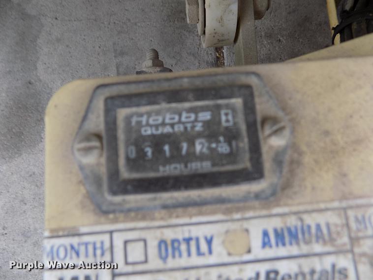 image for item ER9176 JLG 1932E2 scissor lift