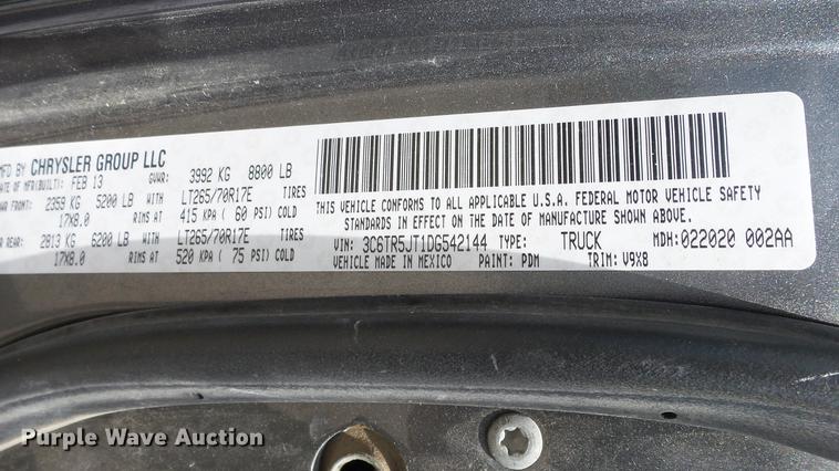 image for item ES9390 2013 Dodge Ram 2500 Crew Cab flatbed pickup truck