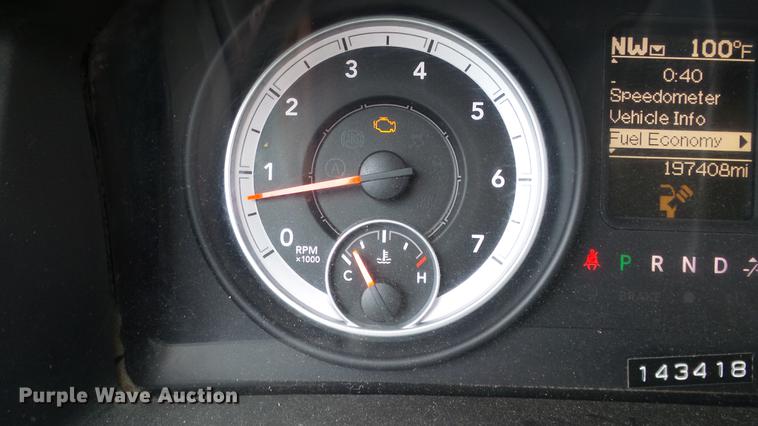 image for item ES9390 2013 Dodge Ram 2500 Crew Cab flatbed pickup truck