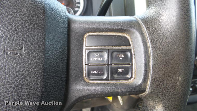 image for item ES9390 2013 Dodge Ram 2500 Crew Cab flatbed pickup truck