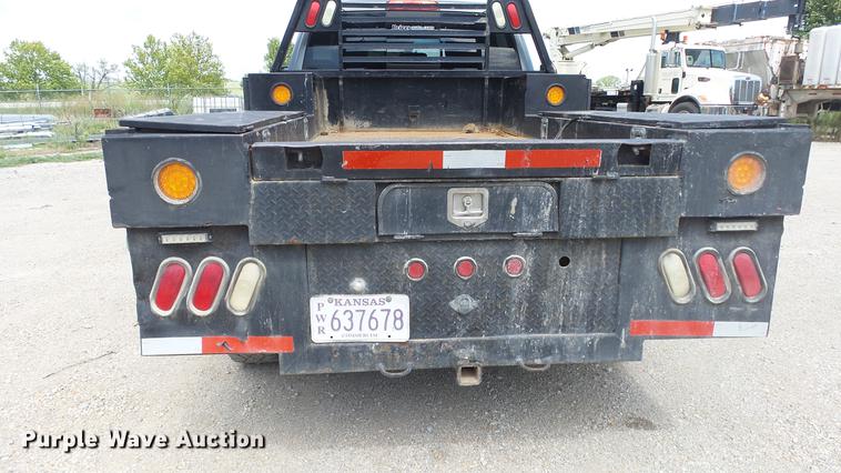 image for item ES9390 2013 Dodge Ram 2500 Crew Cab flatbed pickup truck