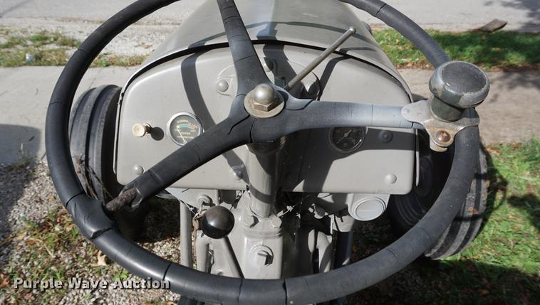 image for item EU9105 1951 Ferguson TO-20 tractor