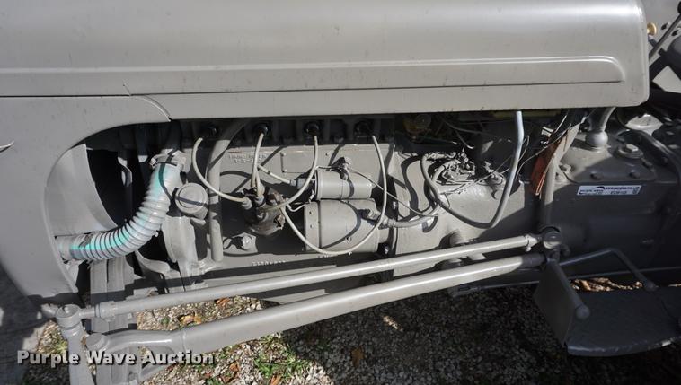 image for item EU9105 1951 Ferguson TO-20 tractor
