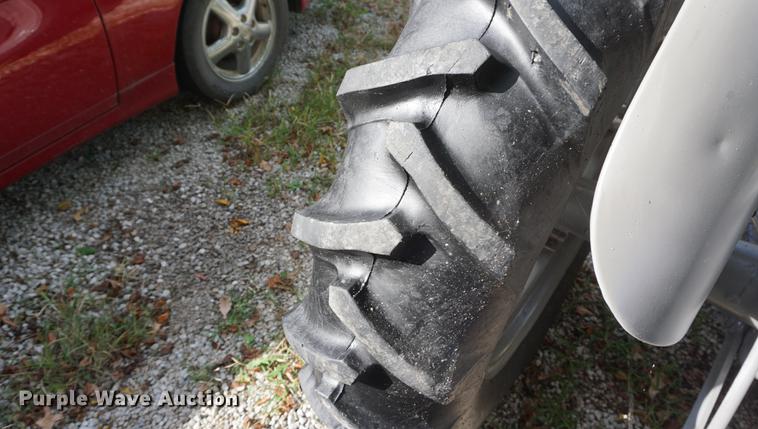 image for item EU9105 1951 Ferguson TO-20 tractor