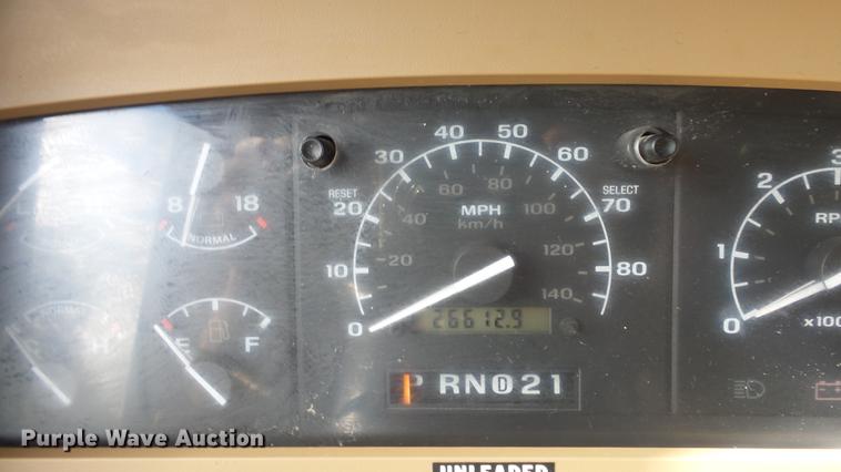 image for item FO9176 1997 Winnebago Vectra Grand Tour RV