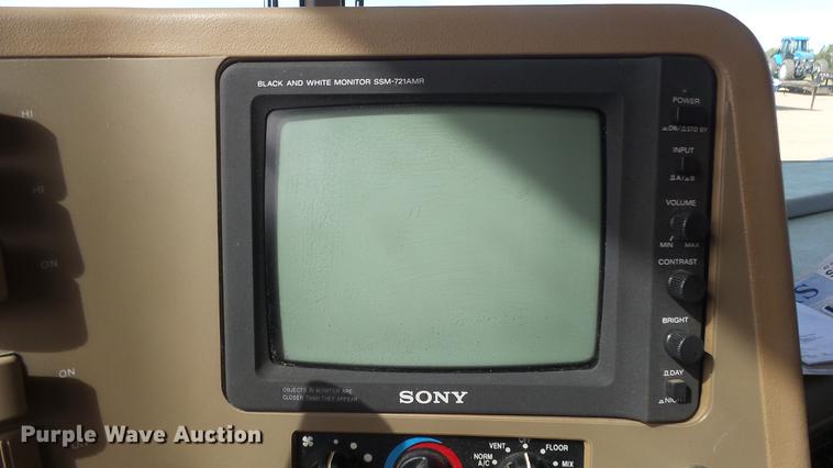 image for item FO9176 1997 Winnebago Vectra Grand Tour RV