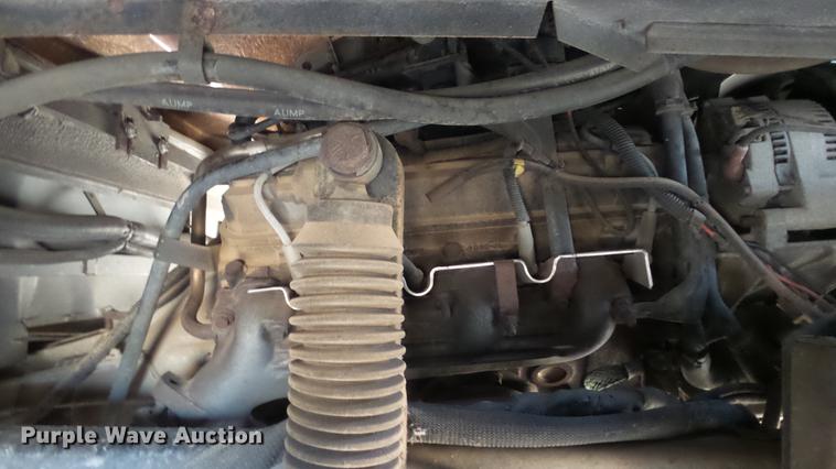 image for item FO9176 1997 Winnebago Vectra Grand Tour RV