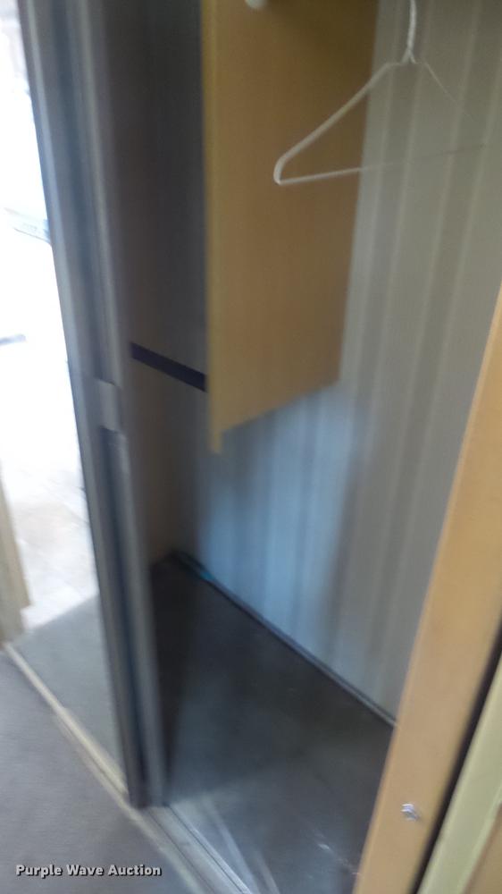 image for item FO9176 1997 Winnebago Vectra Grand Tour RV