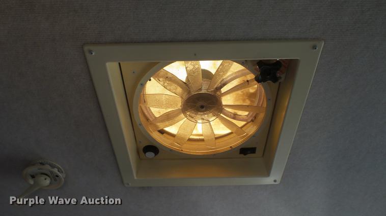 image for item FO9176 1997 Winnebago Vectra Grand Tour RV