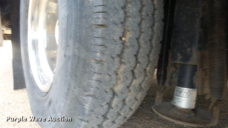 image for item FO9176 1997 Winnebago Vectra Grand Tour RV