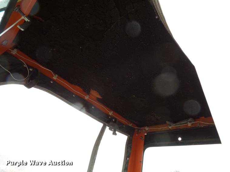 image for item FT9916 Kubota B6200 tractor