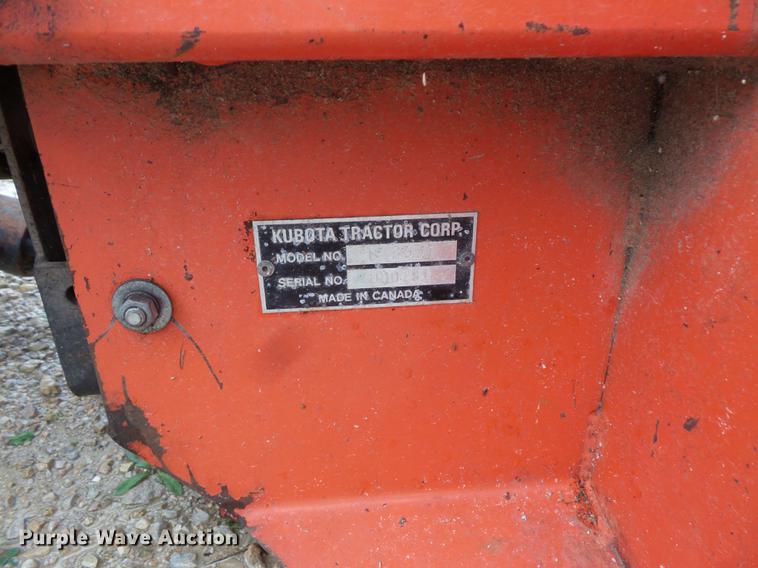 image for item FT9916 Kubota B6200 tractor