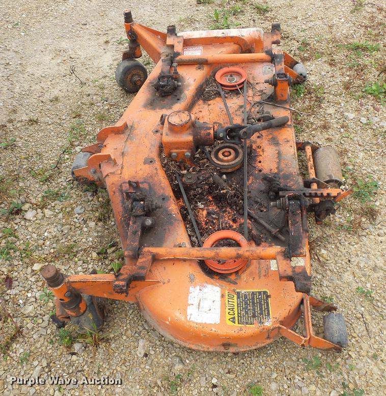 image for item FT9916 Kubota B6200 tractor
